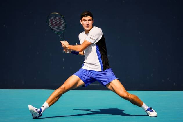 BEIJING, CHINA - SEPTEMBER 25: Jakub Mensik of Czechia competes in the Men s Singles Qualifying Round 2 match against Arthur Rinderknech of France on day three of 2024 China Open at National Tennis Center on September 25, 2024 in Beijing, China.  Copyright: xVCGx 111520246122