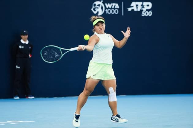 BEIJING, CHINA - SEPTEMBER 25: En-Shuo Liang of Chinese Taipei competes in the Women s Singles Round of 128 match against Diane Parry of France on day three of 2024 China Open at National Tennis Center on September 25, 2024 in Beijing, China.  Copyright: xVCGx 111520136563