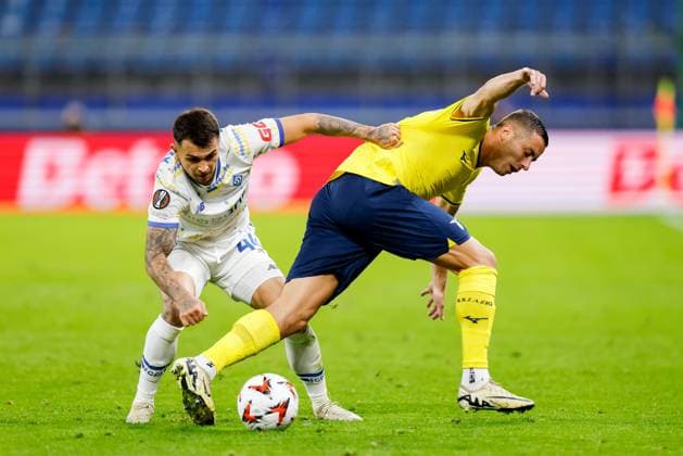 Hamburg, September 25, 2024 Football, UEFA Europa League 2024 25, Dynamo Kyiv Lazio Roma Vladyslav Dubinchak Dynamo Kyiv, 44 , Adam Marusic Lazio Roma, 77