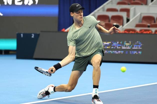 (240926) -- BEIJING, Sept. 26, 2024 -- Jannik Sinner of Italy hits a return during the men s singles first round match against Nicolas Jarry of Chile at 2024 China Open tennis tournament in Beijing, China, Sept. 26, 2024. ) (SP)CHINA-BEIJING-TENNIS-CHINA OPEN-MEN S SINGLES-FIRST ROUND (CN) ZhangxChen 
