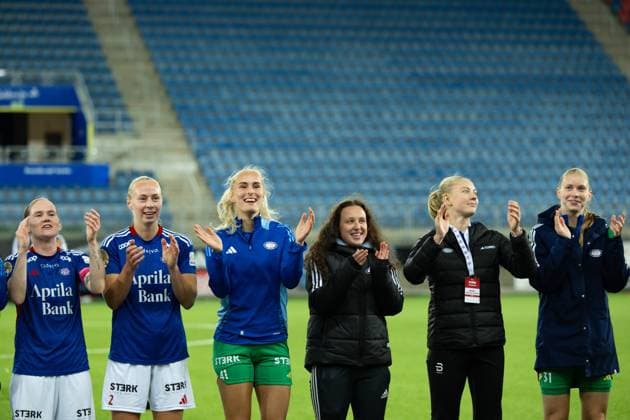 Oslo, Norway, September 25th 2024: Players of Valerenga celebrate after winning the UEFA Womens Champions League round 2 football match between Valerenga and Anderlecht at Intility Arena in Oslo, Norway. (Ane Frosaker SPP) Copyright: xAnexFrosakerx xSPPx spp-en-AnFrSp-_F_12613