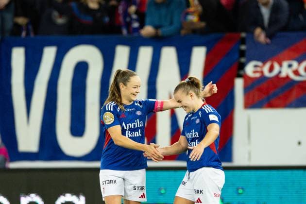 Oslo, Norway, September 25th 2024: Janni Bogild Thomsen (7 Valerenga) and Olaug Tvedten (10 Valerenga) celebrates after scoring during the UEFA Womens Champions League round 2 football match between Valerenga and Anderlecht at Intility Arena in Oslo, Norway. (Ane Frosaker SPP) Copyright: xAnexFrosakerx xSPPx spp-en-AnFrSp-_F_29471