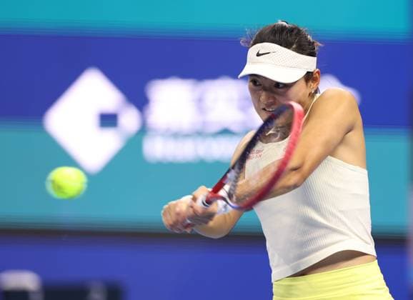 (240926) -- BEIJING, Sept. 26, 2024 -- Wang Yafan hits a return during the women s singles first round match between Wang Yafan of China and Ashlyn Krueger of the United States at 2024 China Open tennis tournament in Beijing, capital of China, Sept. 26, 2024. ) (SP)CHINA-BEIJING-TENNIS-CHINA OPEN-WOMEN S SINGLES-FIRST ROUND (CN) ZhangxChen 