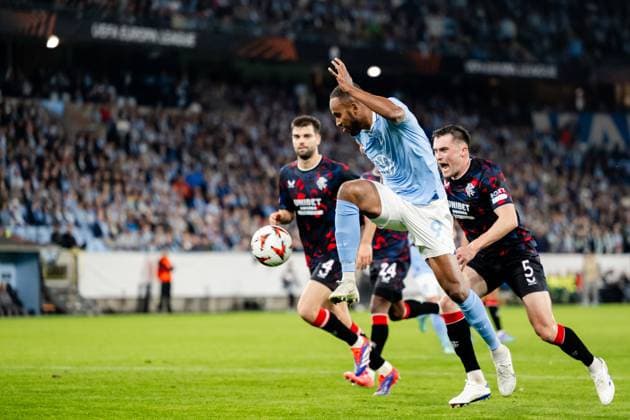 240926 Isaac Kiese Thelin of Malmö FF with an offside goal during the UEFA Europa League football match between Malmö FF and Rangers on September 26, 2024 in Malmö Photo Petter Arvidson BILDBYRAN kod PA PA0884 fotboll football soccer fotball uefa europa league malmö ff rangers bbeng  Copyright: PETTERxARVIDSON BB240926PA070