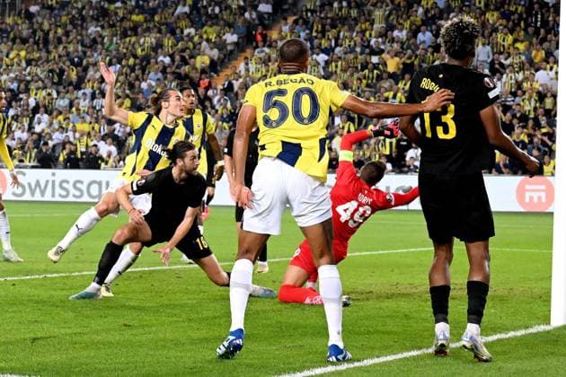 ISTANBUL - Caglar Soyuncu of Fenerbahce SK makes the 1-0 during the UEFA Europa League match between Fenerbahce AS and R. Union Saint-Gilloise at the Ulker Fenerbahce Sukru Saracoglu stadium on Sept. 26, 2024 in Istanbul, Turkey. ANP Hollandse Hoogte UEFA Europa League 2024 25 2024 25 xVIxANPxSportx xGerritxvanxKeulenxIVx 509433392 originalFilename: 509433392.jpg