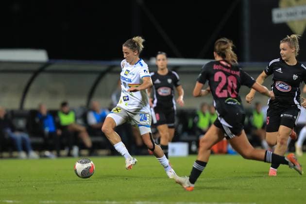 Murska Sobota, Slovenia, September 26th, 2024: Mateja Zver (24 SKN St Polten) in action during the UEFA womens champions league play off match Mura vs St Polten at Mestni Stadion Fazanerija, Murska Sobota Tom Seiss SPP (Tom Seiss SPP) Copyright: xTomxSeissx xSPPx spp-en-ToSeSp-20240926 UWCL Mura vs SKN-9577
