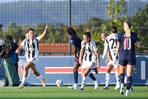 Joie - But - Sofia Cantore (Juventus) - Cristiana Girelli (Juventus) FOOTBALL FEMININ : Paris Saint Germain Vs Juventus - Ligue des Champions - 26 09 2024 MichaelBaucher Panoramic 