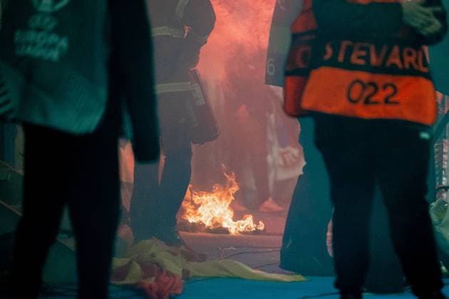 240926 Fans of Malmö FF burns a flag during the UEFA Europa League football match between Malmö FF and Rangers on September 26, 2024 in Malmö Photo Petter Arvidson BILDBYRAN kod PA PA0884 fotboll football soccer fotball uefa europa league malmö ff rangers bbeng publik  Copyright: PETTERxARVIDSON BB240926PA093