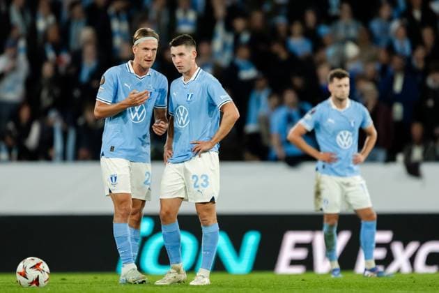 240926 Erik Botheim and Lasse Berg Johnsen of Malmö FF look dejected after the 0 2 goal during the UEFA Europa League football match between Malmö FF and Rangers on September 26, 2024 in Malmö Photo Petter Arvidson BILDBYRAN kod PA PA0884 fotboll football soccer fotball uefa europa league malmö ff rangers bbeng depp  Copyright: PETTERxARVIDSON BB240926PA114