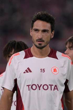 AS Roma s Mats Hummels during the Uefa Europa League - Matchday 1 soccer match between As Roma and Athletic Bilbao at the Rome s Olympic stadium, Italy - Thursday , September 26, 2024. - Soccer  Copyright: xFabrizioxCorradetti LaPressex