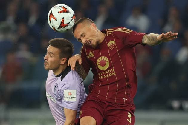 Rome, Italy 26.9.2024: Angelino of Roma, Gorosabel of Athletic Bilbao during the UEFA Europa League 2024-2025 day 1, football match between AS Roma vs Athletic Club Bilbao at Olympic Stadium in Rome.  Copyright: xMarcoxIacobucci IPAxSportx xipa-x xx IPA_50070836 IPA_Agency_IPA50070836