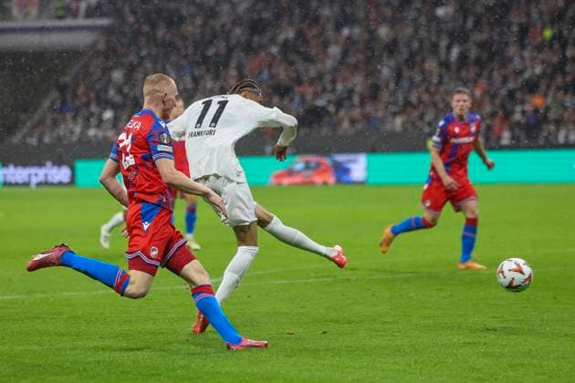 1 0 Goal for Eintracht Frankfurt by Hugo Ekitike Eintracht Frankfurt, 11 , Soccer, UEFA Europa League, Matchday 1, 2024 2025, Eintracht Frankfurt vs FC Viktoria Pilsen, 26 09 2024, Frankfurt Stadion, Frankfurt am Main, Germany Frankfurt am Main Frankfurt Stadion Hessen Germany Copyright: xGrantxHubbsx