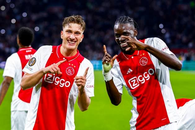 AMSTERDAM, 26-09-2024 , JohanCruijff Arena, football, UEFA Europa League, season 2024 2025, during the match Ajax - Besiktas, Ajax player Mika Godts scores the 2-0 and celebrate his goal Ajax - Besiktas  x26343223x Copyright: