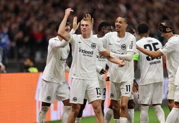 26 09 2024, Football UEFA Europa League, Eintracht Frankfurt FC Viktoria Pilsen, emonline, emspor, v l , Goal celebration to 3 1 by Rasmus Kristensen Eintracht Frankfurt , Hugo Ekitike Eintracht Frankfurt , Goal celebration, celebrate the goal DFL DFB REGULATIONS PROHIBIT ANY USE OF PHOTOGRAPHS AS IMAGE SEQUENCES AND OR QUASI VIDEO xdcx Copyright: HMBxMedia