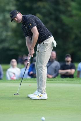 September 26, 2024, Montreal, Pq, Canada: International team member Taylor Pendrith of Canada putts on the fifth hole during a first round four-ball match at the Presidents Cup golf tournament at the Royal Montreal Golf Club in Montreal, Thursday, Sept. 26, 2024. Canada News - September 26, 2024  - ZUMAc35_ 20240926_zaf_c35_091 Copyright: xChristinnexMuschix