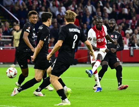 AMSTERDAM - (l-r) Gabriel Paulista of Besiktas JK, Jonas Svensson of Besiktas JK, Bertrand Traore of Ajax, Rafa Silva of Besiktas JK during the UEFA Europa League match between AFC Ajax Amsterdam and Besiktas JK at the Johan Cruijff ArenA on Sept. 26, 2024 in Amsterdam, Netherlands. ANP OLAF KRAAK UEFA Europa League 2024 25 League Phase MD1 2024 25 xVIxANPxSportx xxANPxIVx 509446699 originalFilename: 509446699.jpg