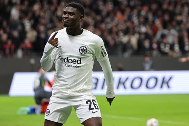 Goal celebration for 2 1 by scorer Eric Junior Dina Ebimbe Eintracht Frankfurt , No 26 , Eintracht Frankfurt FC Viktoria Pilsen , Soccer, UEFA Europa League , UEL, Season 2024 2025, Matchday 1, 26 09 2024,