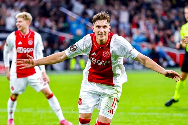 AMSTERDAM, 26-09-2024 , JohanCruijff Arena, football, UEFA Europa League, season 2024 2025, during the match Ajax - Besiktas, Ajax player Mika Godts scores the 4-0 and celebrate his goal Ajax - Besiktas  x26343269x Copyright: