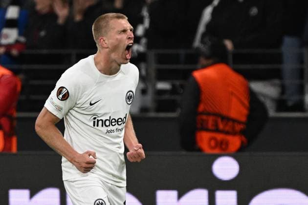 26 09 2024, xjhx, Fußball UEFA Europa League, Eintracht Frankfurt Viktoria Pilsen emspor, v l Torjubel nach dem Tor zum celebrating the goal celebrate 3 1 durch Rasmus Kristensen Eintracht Frankfurt DFL DFB REGULATIONS PROHIBIT ANY USE OF PHOTOGRAPHS as IMAGE SEQUENCES and or QUASI VIDEO Frankfurt am Main