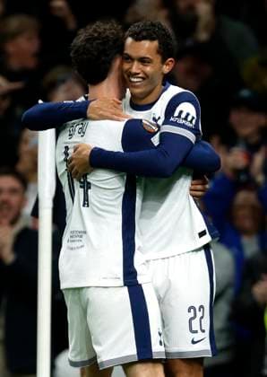 Tottenham Hotspur v Qarabag FK - UEFA Europa League 2024 25 League Phase MD1 Brennan Johnson of Tottenham Hotspur celebrates his goal during the UEFA Europa League 2024 25 League Phase MD1 match between Tottenham Hotspur and Qarabag FK at Tottenham Hotspur Stadium on September 26, 2024 in London, England. London Tottenham Hotspur Stadium England United Kingdom Copyright: xNigelxFrench Sportsphoto APLx 14049026