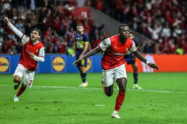 Braga, Portugal, September 26th, 2024: Bruma (7 SC Braga) in action celebrating his goal during the UEFA Europa League game between SC Braga vs Maccabi Tel Aviv at Estadio Municipal de Braga, Portugal (Joao Bravo SPP) Copyright: xJoaoxBravoxx xSPPx spp-en-JoBr-JBF-5601