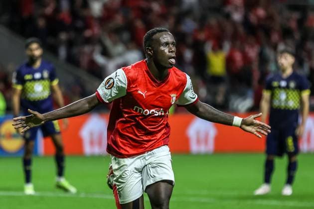 Braga, Portugal, September 26th, 2024: Bruma (7 SC Braga) in action celebrating his goal during the UEFA Europa League game between SC Braga vs Maccabi Tel Aviv at Estadio Municipal de Braga, Portugal (Joao Bravo SPP) Copyright: xJoaoxBravoxx xSPPx spp-en-JoBr-JBF-5609