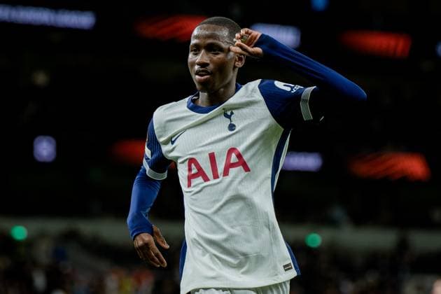 London, England, September 26 2024: Pape Matar Sarr (29 Tottenham Hotspur) celebrates his goal during the UEFA Europa League game between Tottenham Hotspur and Qarabag FK at Tottenham Hotspur Stadium in London, England. (Pedro Porru SPP) Copyright: xPedroxPorrux xSPPx spp-en-PePoSp-4F8A6517_DxO