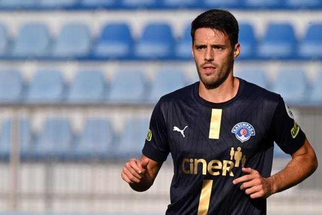 ISTANBOEL - Josip Brekalo of Kasimpasa AS during the Turkish Super Lig match between Kasimpasa AS and Antalyaspor at the Recep Tayyip Erdogan stadium on Sept. 22, 2024 in Istanbul, Turkey. ANP Hollandse Hoogte Turkish Super Lig 2024 25 xVIxANPxSportx xGerritxvanxKeulenxIVx 509450788 originalFilename: 509450788.jpg