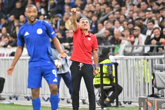 José Luis Mendilibar (olympiakos) FOOTBALL: Olympique Lyonnais vs Olympiakos Le Pir?e - 26 09 2024 FredericChambert Panoramic 