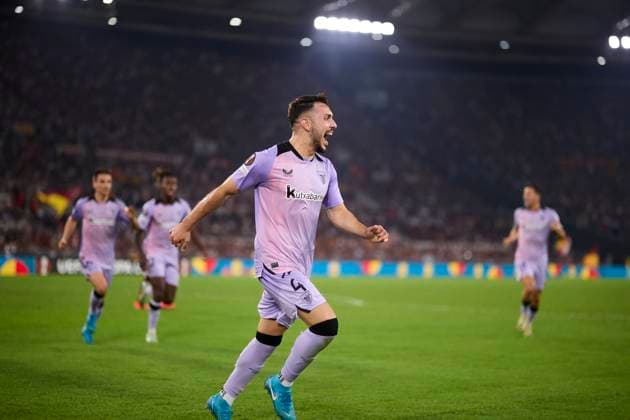 AS Roma v Athletic Club - Europa League 2024 25 League Phase Aitor Paredes of Athletic Club celebrates after scoring the team s first goal during the Europa League match between AS Roma and Athletic Club at Stadio Olimpico on September 26, 2024, in Rome, Italy. Rome Stadio Olimpico Rome Italy RL_ASRvATH_EL_000128 Copyright: xRicardoxLarreinax