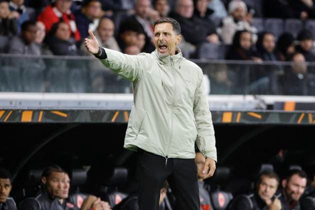 Dino Toppmöller, Toppmoller Eintracht Frankfurt, Coach , Gesture, Gestures, gesticulated , Football, UEFA Europa League, Matchday 1, 2024 2025, Eintracht Frankfurt vs FC Viktoria Pilsen, 26 09 2024, Frankfurt Stadion, Frankfurt am Main, Germany Frankfurt am Main Frankfurt Stadion Hessen Germany Copyright: xGrantxHubbsx