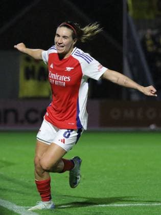 Borehamwood, England, September 26 2024: Mariona Caldentey (8 Arsenal) celebrates scoring a goal during the UEFA Womens Champions League Round 2 Qualifier: Second Leg game between Arsenal and BK Hacken at Mangata Pay UK Stadium, Meadow Park in Borehamwood, England. (Jay Patel SPP) Copyright: xJayxPatel SPPx spp-en-JaPa-ARSvBKH_20240926_0945