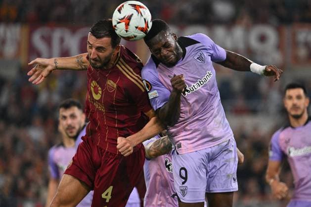 CALCIO - UEFA Europa League - AS Roma vs Athletic Bilbao Bryan Cristante of A.S. Roma and Inaki Williams of Athletic Club de Bilbao in action during the UEFA Europa League 2024 25 League Phase MD1 match between A.S. Roma and Athletic Club Bilbao at Olympic Stadium on September 26, 2024 in Rome, Italy. Rome Italy  Copyright: xIPAxSport ABACAx