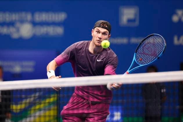 September 27, 2024, Tokyo, Japan: Jack DRAPER (GBR) hits a return against Hubert HURKACZ (POL) during a Men s Singles match of the Kinoshita Group Japan Open Tennis Championships 2024 at the Ariake Coloseum. This is the longest-running ATP, Tennis Herren Tour tournament in Asia, first held in 1972. The tournaments run from September 23 to October 1st. Tokyo Japan - ZUMAm191 20240927_aap_m191_005 Copyright: xRodrigoxReyesxMarinx