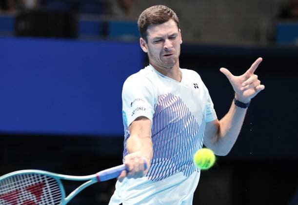 September 27, 2024, Tokyo, Japan - Hubert Hurkacz of Poland retuens the ball against Jack Draper of Britain at the second round match of the Japan Open Tennis championships at the Ariake Colosseum in Tokyo on Friday, September 27, 2024. (photo by Yoshio Tsunoda AFLO) Noxthirdxpartyxsales  (0765074732st)