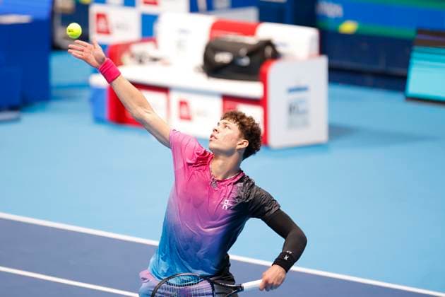 September 27, 2024, Tokyo, Japan: Ben SHELTON (USA) serves against Mariano NAVONE (ARG) during a Men s Singles match of the Kinoshita Group Japan Open Tennis Championships 2024 at the Ariake Coloseum. This is the longest-running ATP, Tennis Herren Tour tournament in Asia, first held in 1972. The tournaments run from September 23 to October 1st. Tokyo Japan - ZUMAm191 20240927_aap_m191_012 Copyright: xRodrigoxReyesxMarinx
