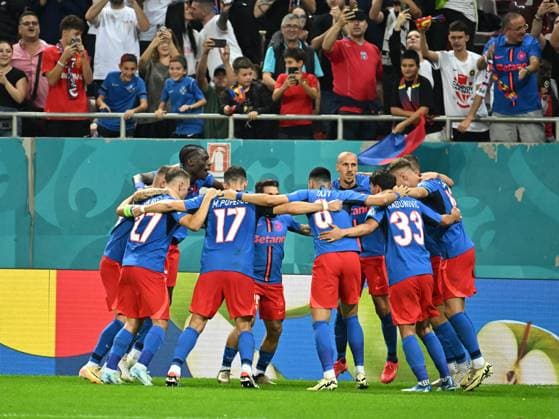 Stelistas happy hour with Joyskim Aurelien Dawa Tchakonte and Vlad Iulian ChiricheÈ™ after a goal in the UEFA Europa League match between FCSB and RFS at the Arena Nationala in Bucharest, Thursday, September 26, 2024 Bucharest Copyright: xRazvanxPasarica SPORTxPICTURESx