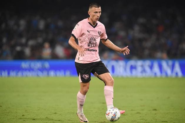 SSC Napoli v Palermo FC - Coppa Italia Kristoffer Lund of Palermo FC during the Coppa Italia match between SSC Napoli and Palermo FC at Stadio Diego Armando Maradona Naples Italy on 26 September 2024. Naples Naples Italy  Copyright: xFrancoxRomanox originalFilename:romano-sscnapol240926_nppyj.jpg