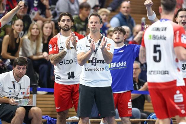 27 09 2024, xtgx, Handball 2 Bundesliga HC Elbflorenz Dresden HBW Balingen Weilstetten v l Matthias Flohr Balingen, Coach Dresden