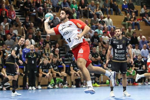 27 09 2024, xtgx, Handball 2 Bundesliga HC Elbflorenz Dresden HBW Balingen Weilstetten v l Max Santos Balingen, 14 throws goal, Torschuetze, erzielt Tor, Treffer, scores the goal Dresden
