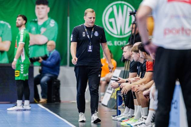 David Roehrig VfL Luebeck Schwartau, Coach GER, GWD Minden vs VfL Luebeck Schwartau, Handball, 2 Bundesliga, Matchday 4, Season 2024 2025, 27 09 2024 GER, GWD Minden vs VfL Luebeck Schwartau, Handball, 2 Bundesliga, Matchday 4, Season 2024 2025, 27 09 2024 Luebbecke Copyright: xEibner-Pressefotox xJanxRollingerx EP_JSK
