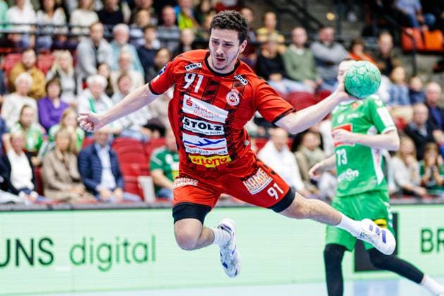 Nadav Cohen VfL Luebeck Schwartau, 91 in goal throw GER, GWD Minden vs VfL Luebeck Schwartau, Handball, 2 Bundesliga, Matchday 4, Season 2024 2025, 27 09 2024 GER, GWD Minden vs VfL Luebeck Schwartau, Handball, 2 Bundesliga, Matchday 4, Season 2024 2025, 27 09 2024 Luebbecke Copyright: xEibner-Pressefotox xJanxRollingerx EP_JSK