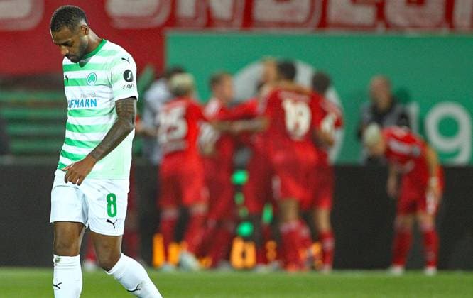 Mustapha nach Tor 1-2 Johannesson , SpVgg Greuther Fürth - Fortuna Düsseldorf , 2.Bundesliga - Spieltag 7 , Fußball , in den Sportpark Ronhof Stadion, Fürth, Bayern , Deutschland . September 27, 2024 - Photo: Davide Elias Ipa Photo Pressefoto DENL Copyright: xx