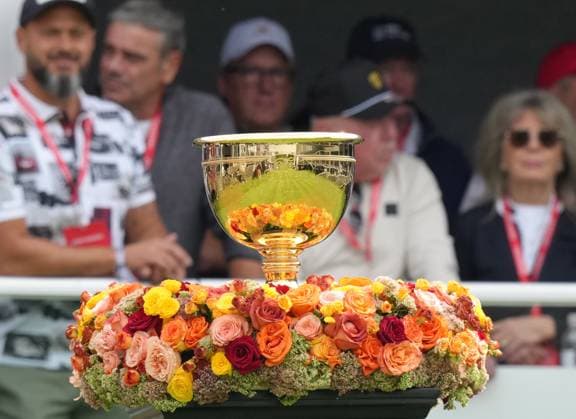 September 27, 2024, Montreal, Pq, Canada: The first tee box is reflected in the Presidents Cup trophy as second round foursome play begins at the Presidents Cup golf tournament at Royal Montreal Golf Club in Montreal, Friday, Sept. 27, 2024. Golf 2024: Presidents Cup: Round Two  - ZUMAc35_ 20240927_zaf_c35_066 Copyright: xNathanxDenettex