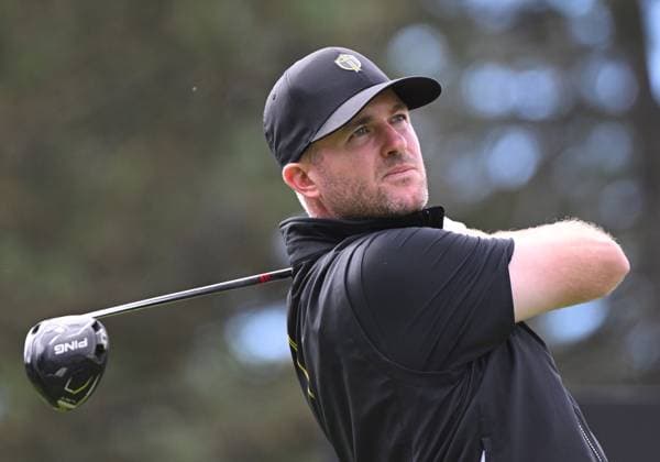 September 27, 2024, Montreal, Pq, Canada: International team member Taylor Pendrith of Canada, tees off on the third hole during second round foursome match at the Presidents Cup golf tournament at Royal Montreal Golf Club Friday, September 27, 2024 in Montreal. Golf 2024: Presidents Cup: Round Two  - ZUMAc35_ 20240927_zaf_c35_074 Copyright: xGrahamxHughesx
