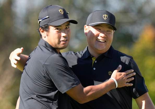September 27, 2024, Montreal, Pq, Canada: International team member Hideki Matsuyama of Japan, left, celebrates with partner Sungjae Im of South Korea, after a birdie on the 10th hole during second round foursome match at the Presidents Cup golf tournament at Royal Montreal Golf Club Friday, September 27, 2024 in Montreal. Golf 2024: Presidents Cup: Round Two  - ZUMAc35_ 20240927_zaf_c35_077 Copyright: xFrankxGunnx