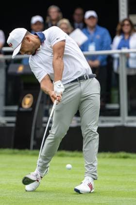 MONTREAL, QC - SEPTEMBER 27: Team USA golfer Xander Schauffele at the first tee at the 2024 Presidents Cup on September 27, 2024 at The Royal Montreal Golf Club in Montreal, QC (Photo by Vincent Ethier Icon Sportswire) GOLF: SEP 27 Presidents Cup EDITORIAL USE ONLY Icon2409270353