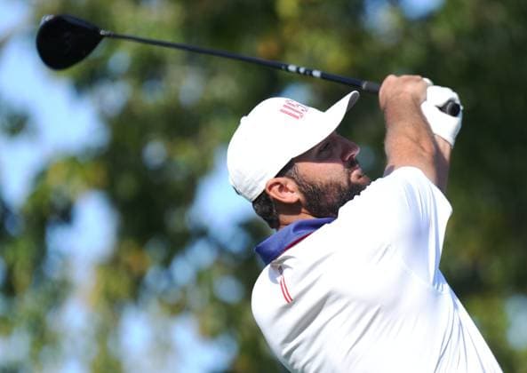 September 27, 2024, Montreal, Pq, Canada: United States team member Scottie Scheffler tees off on the 9th hole during second round foursome match at the Presidents Cup golf tournament at Royal Montreal Golf Club Friday, September 27, 2024 in Montreal. Scottie Scheffler,  - ZUMAc35_ 20240927_zaf_c35_150 Copyright: xNathanxDenettex