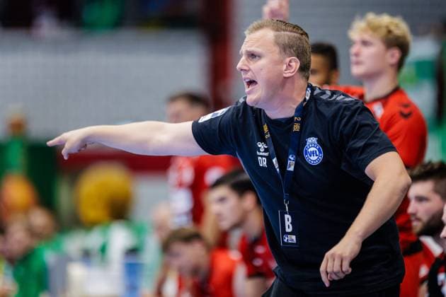 David Roehrig VfL Luebeck Schwartau, Coach gestures GER, GWD Minden vs VfL Luebeck Schwartau, Handball, 2 Bundesliga, Matchday 4, Season 2024 2025, 27 09 2024 GER, GWD Minden vs VfL Luebeck Schwartau, Handball, 2 Bundesliga, Matchday 4, Season 2024 2025, 27 09 2024 Luebbecke Copyright: xEibner-Pressefotox xJanxRollingerx EP_JSK