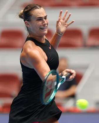 (240928) -- BEIJING, Sept. 28, 2024 -- Aryna Sabalenka of Belarus returns a shot during the women s singles second round match between Aryna Sabalenka of Belarus and Mananchaya Sawangkaew of Thailand at 2024 China Open tennis tournament in Beijing, capital of China, Sept. 28, 2024. ) (SP)CHINA-BEIJING-TENNIS-CHINA OPEN-WOMEN S SINGLES-SECOND ROUND (CN) ZhangxChenlin 